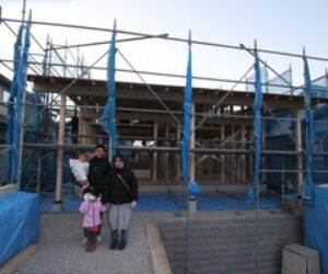 錦が丘の家、極寒の中、上棟