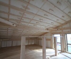 錦が丘の家、内外施工中