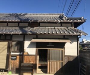 入母屋の建物減築工事