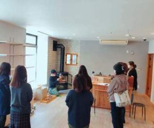 薪ストーブの火付けと使用説明