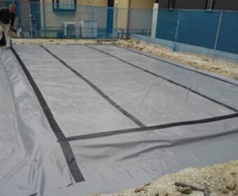 松陰の家、特注仕様で基礎工事から上棟へ