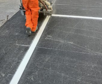 ライン屋さんの仕事